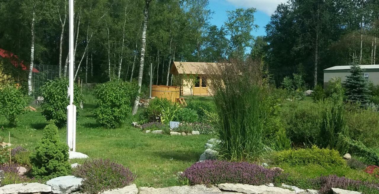 Hueueru Puhkemajad Pension Huuru Buitenkant foto