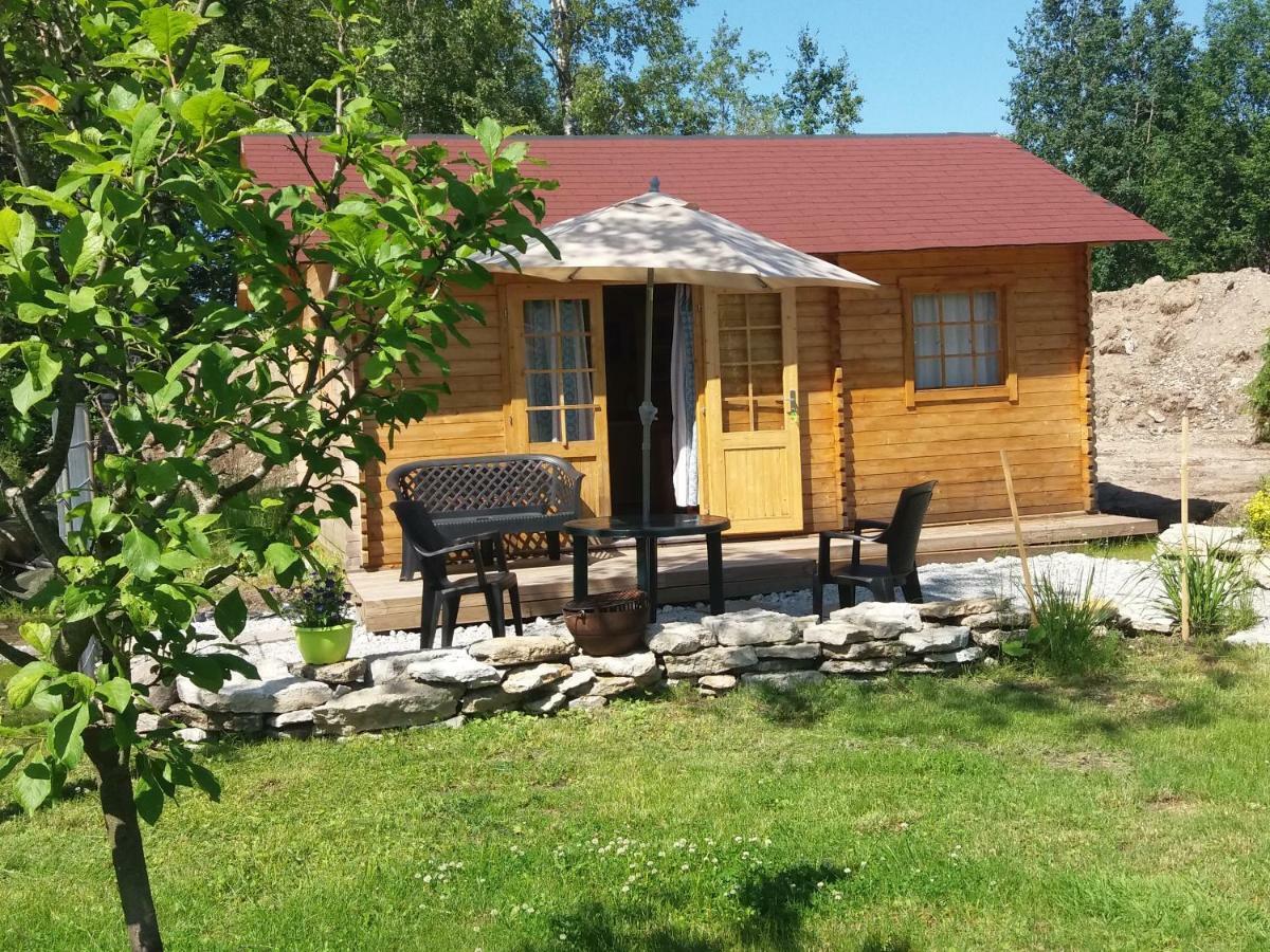 Hueueru Puhkemajad Pension Huuru Buitenkant foto